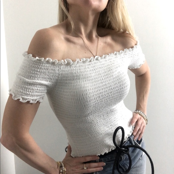 Bundle Black and White Off Shoulder Crop Tops - Picture 2 of 8